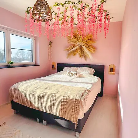 ô Privatif - Luxury - Jacuzzi-sauna-netflix-fishspa-serviettes-peignoirs-sandales-cafe