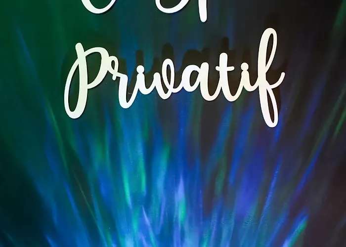 ô Privatif - Luxury - Jacuzzi-sauna-netflix-fishspa-serviettes-peignoirs-sandales-cafe Villa Morlanwelz