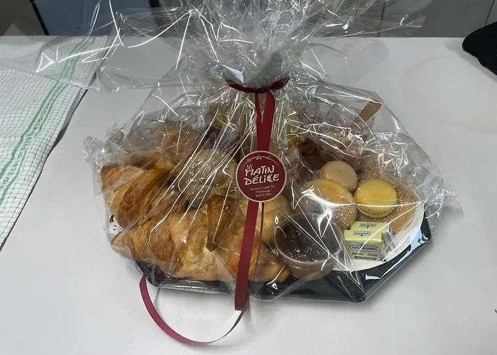 ô Privatif - Luxury - Jacuzzi-sauna-netflix-fishspa-serviettes-peignoirs-sandales-cafe * Morlanwelz